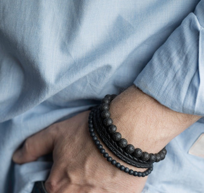 Collection tous nos bracelets en pierre naturelle pour hommes